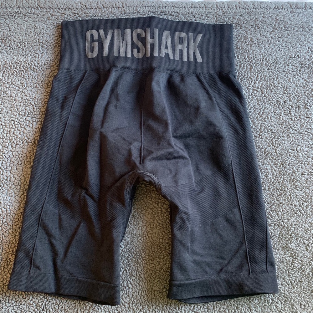 Black gymshark shorts
